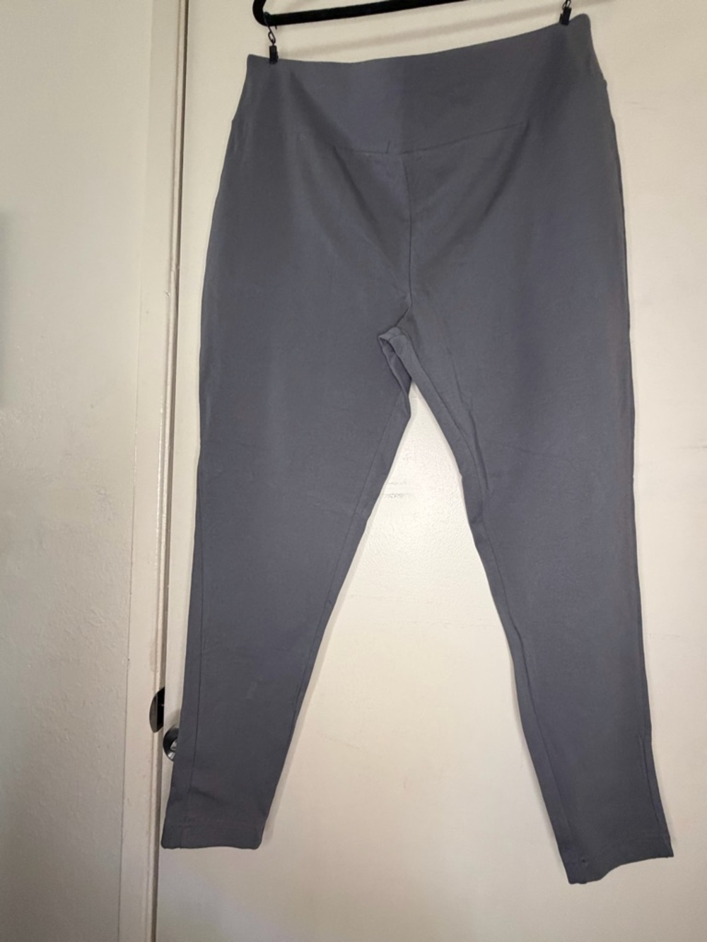 Terra & Sky Leggings – Gray | Size 1X (16W–18W)